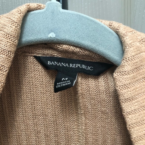 Banana Republic Cardigan - Picture 4 of 4
